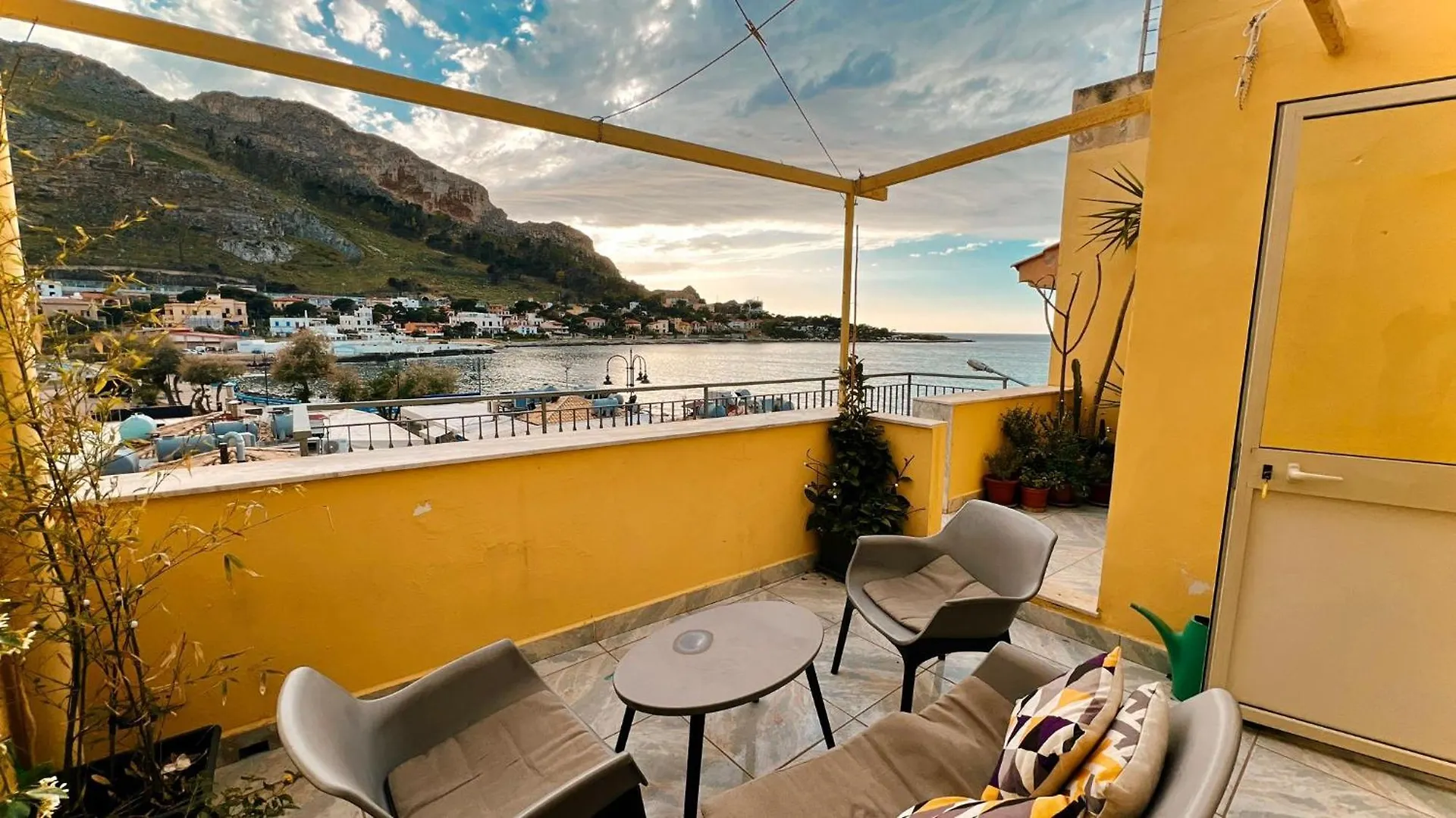 La Casetta Al Mare باليرمو 0*,